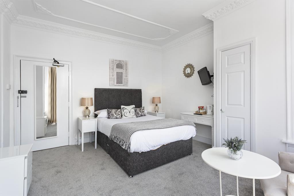 Hashtag Hotel Maidstone Esterno foto